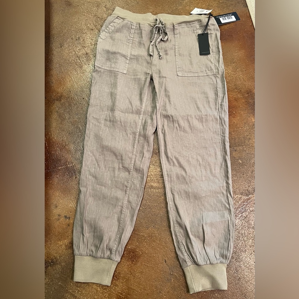 Kut From the Kloth- cargo Pants/ Joggers / Small - Never Worn / New With Tags!